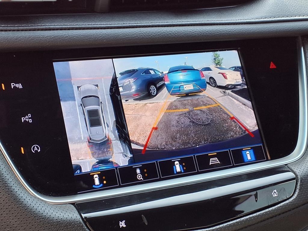 used 2022 Cadillac XT5 car, priced at $29,496