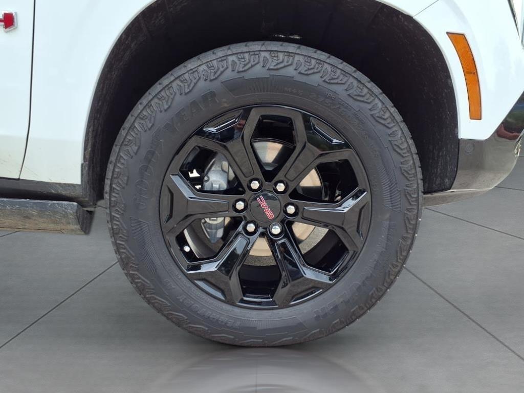 used 2025 GMC Yukon car, priced at $93,996
