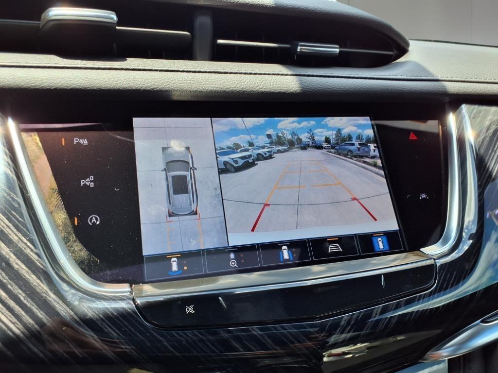 new 2025 Cadillac XT6 car, priced at $60,565