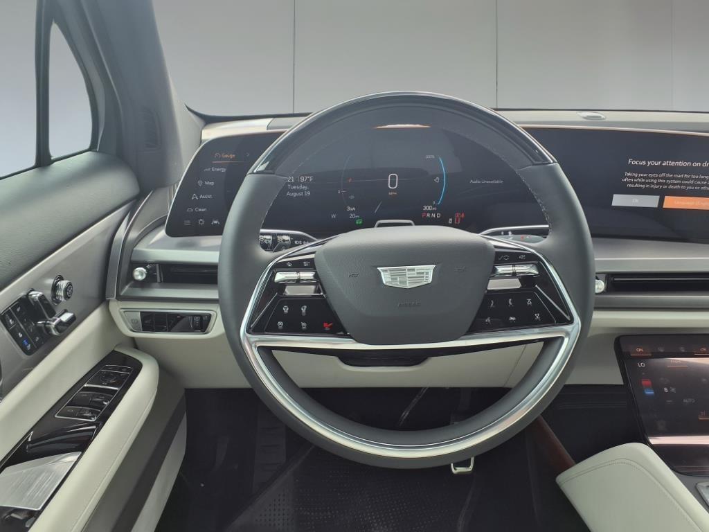 new 2026 Cadillac VISTIQ car, priced at $83,414
