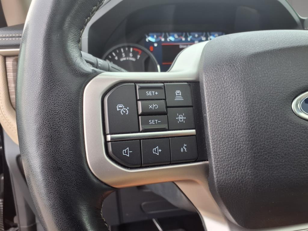 used 2023 Ford Expedition car, priced at $39,996