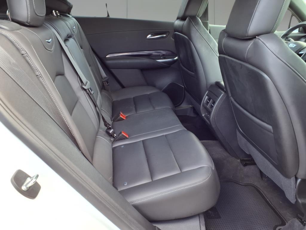 used 2022 Cadillac XT4 car, priced at $26,996