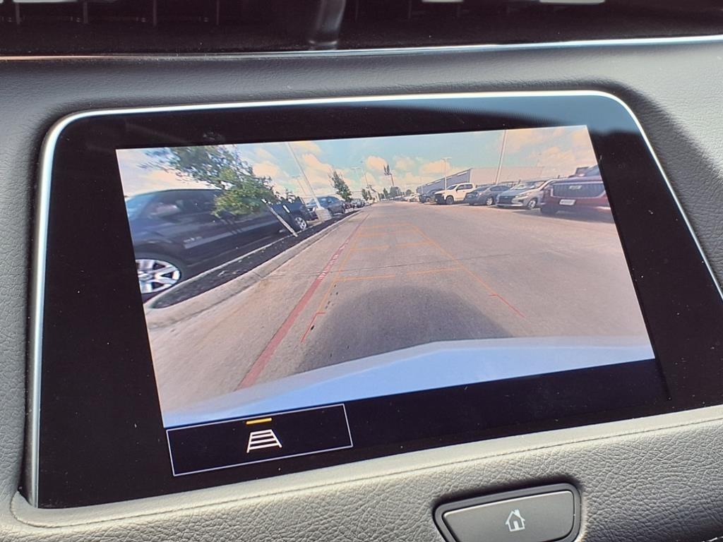 used 2022 Cadillac XT4 car, priced at $26,996