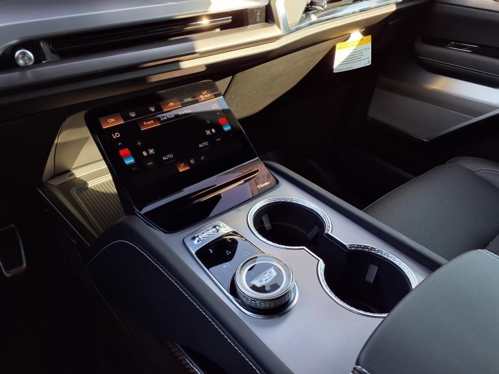 new 2026 Cadillac VISTIQ car, priced at $83,914