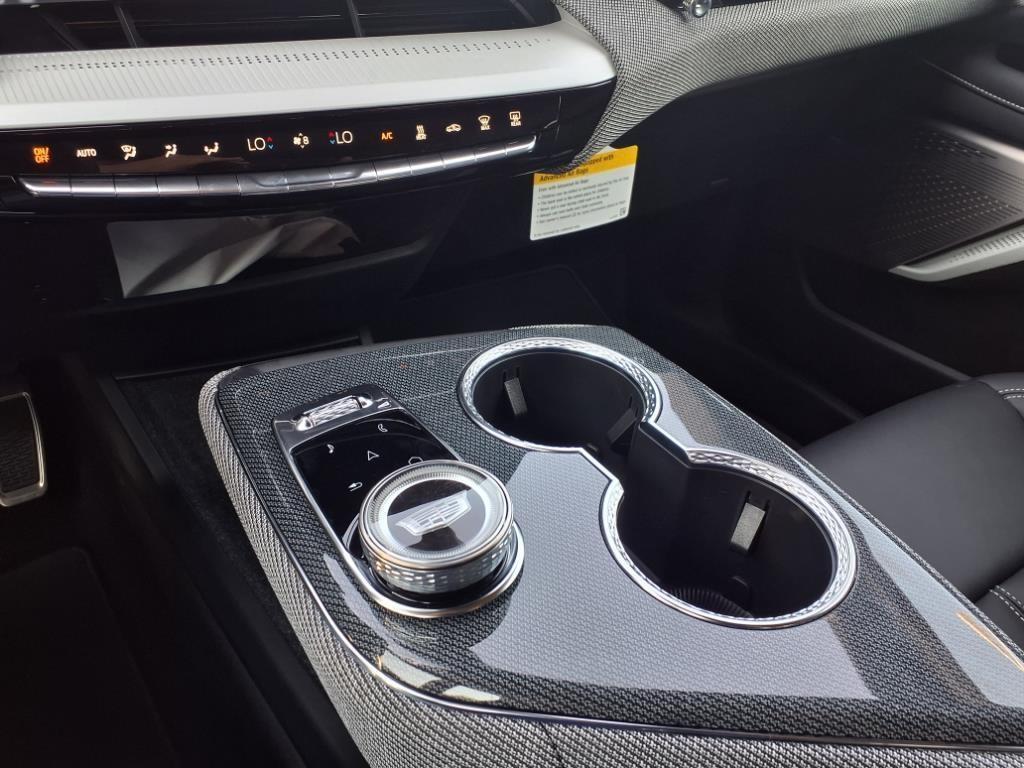 new 2025 Cadillac OPTIQ car, priced at $57,784