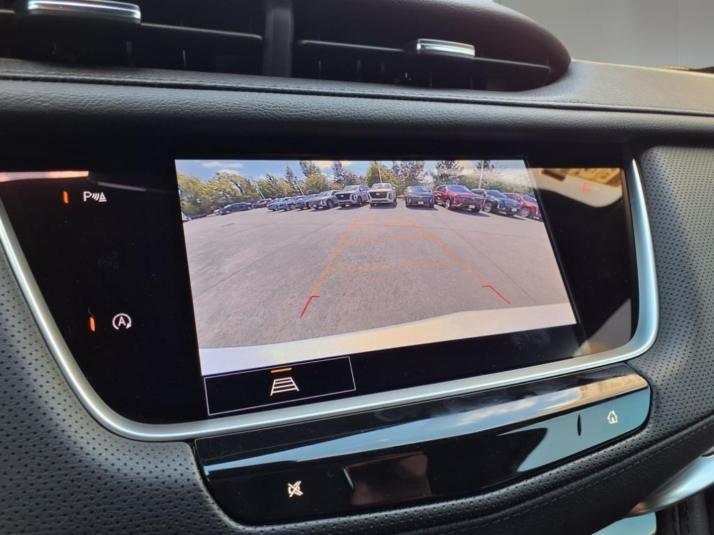 new 2025 Cadillac XT5 car, priced at $45,910