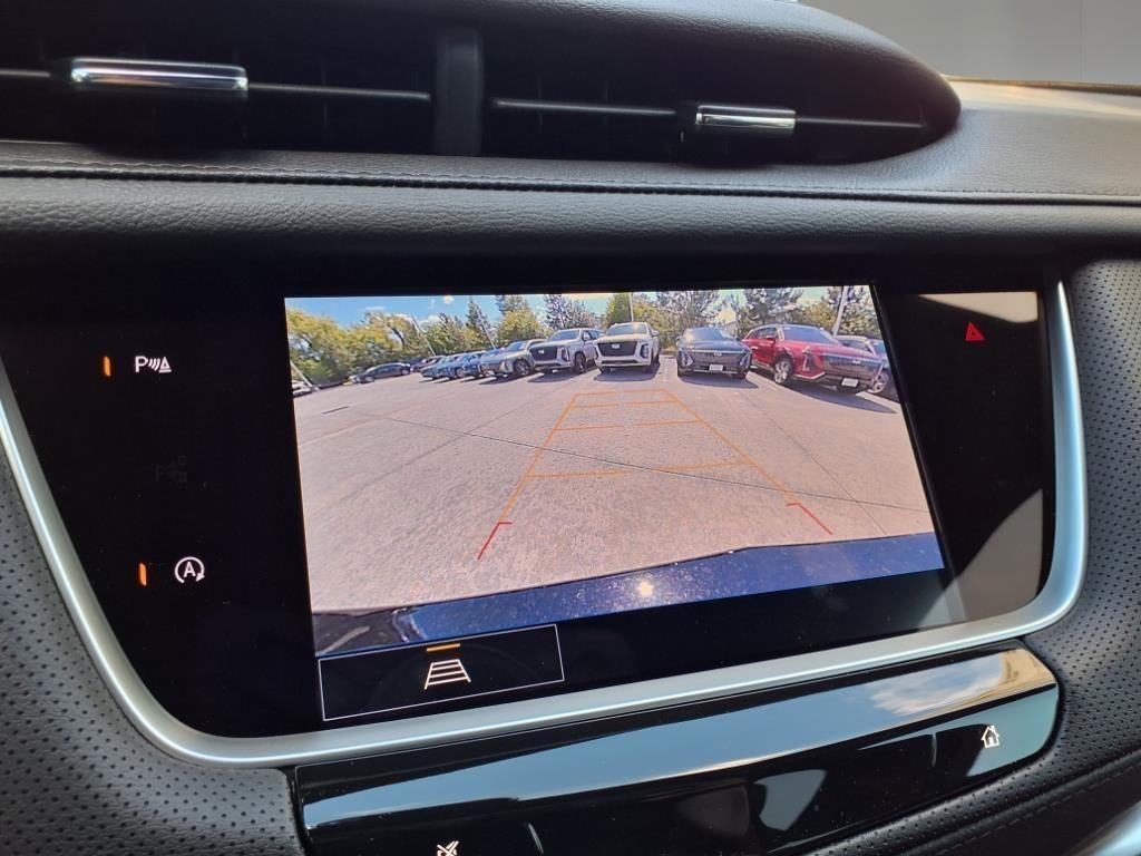 new 2025 Cadillac XT5 car, priced at $45,310