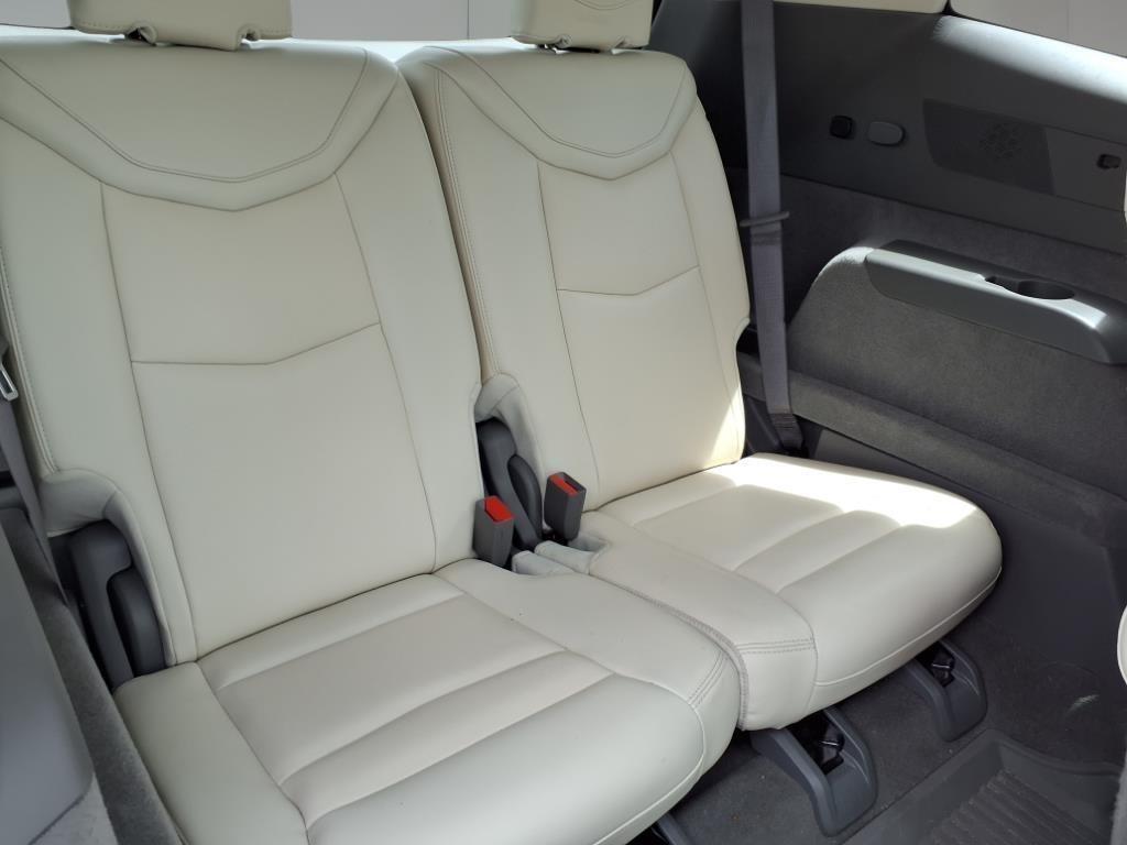 used 2024 Cadillac XT6 car, priced at $44,996