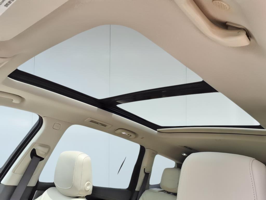used 2024 Cadillac XT6 car, priced at $44,996