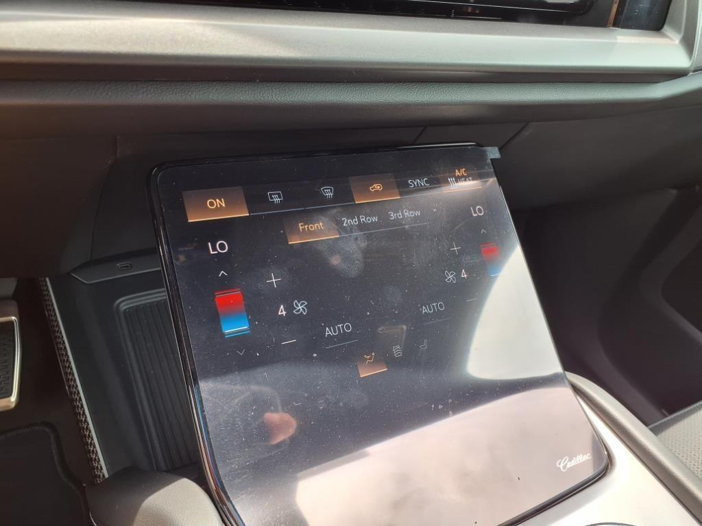 new 2026 Cadillac VISTIQ car, priced at $81,115