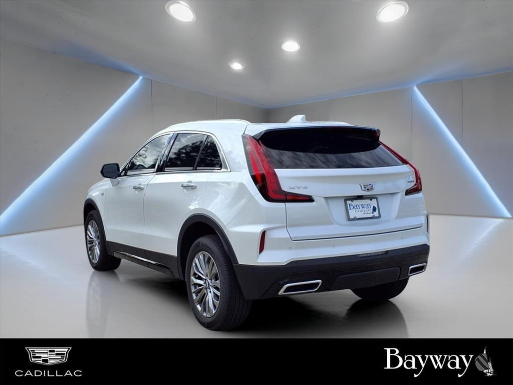 new 2025 Cadillac XT4 car, priced at $44,015
