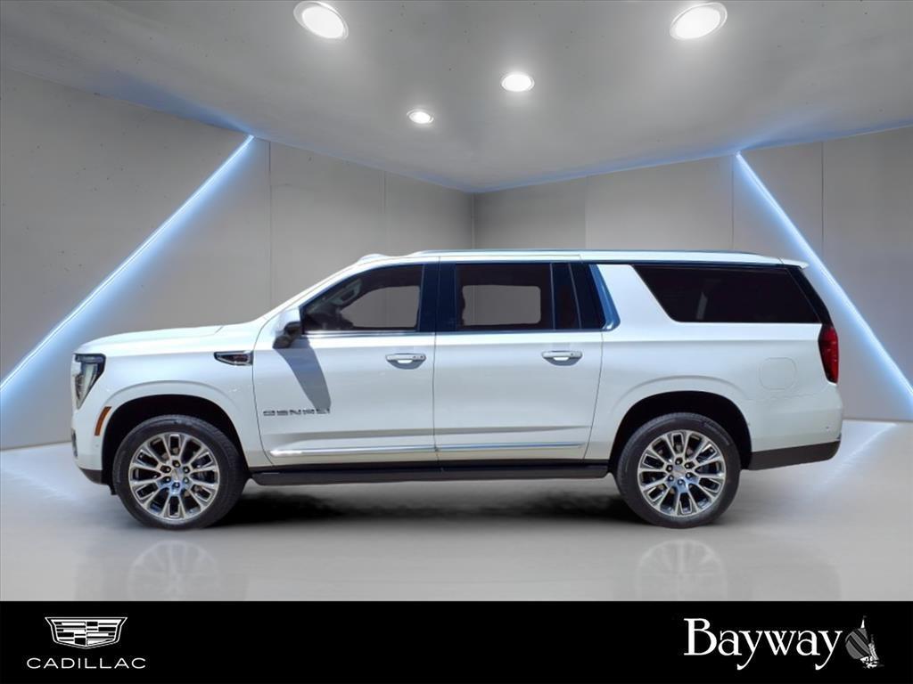 used 2025 GMC Yukon XL car