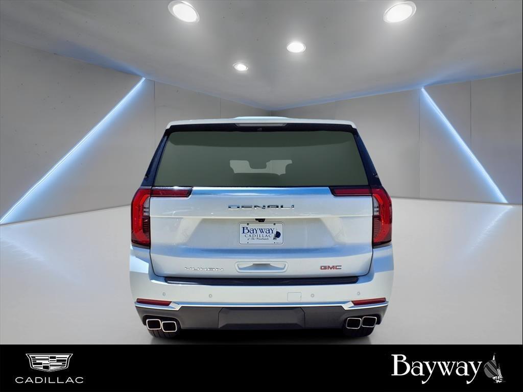 used 2025 GMC Yukon XL car
