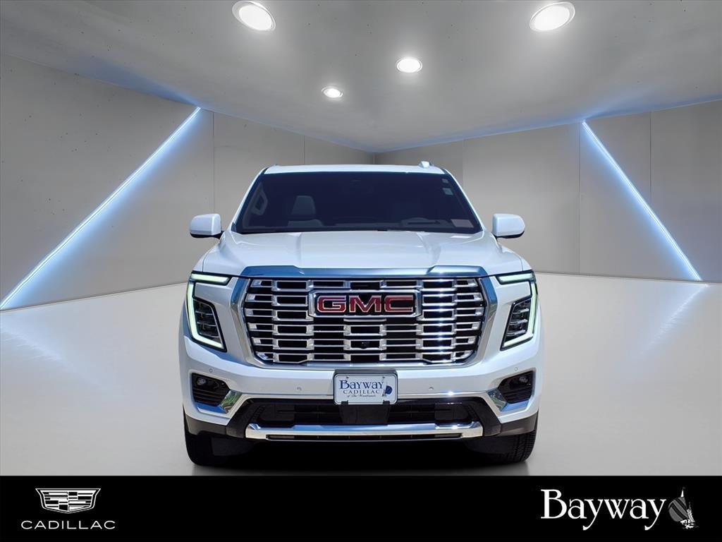 used 2025 GMC Yukon XL car