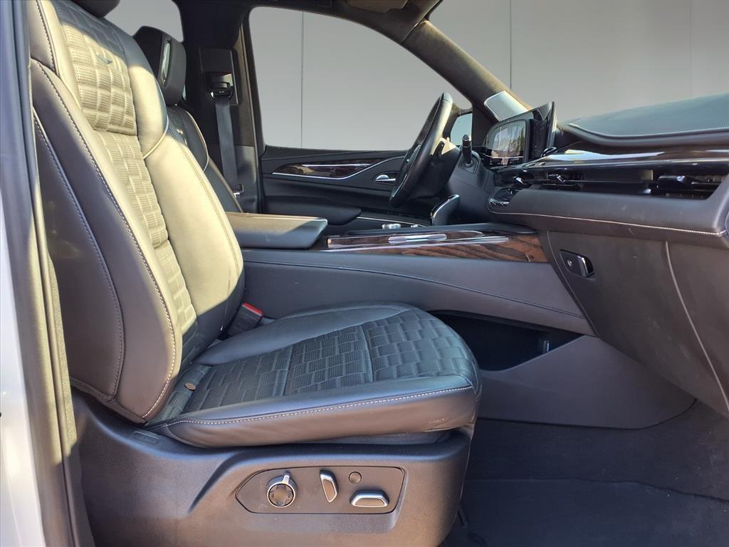 used 2024 Cadillac Escalade car, priced at $85,995