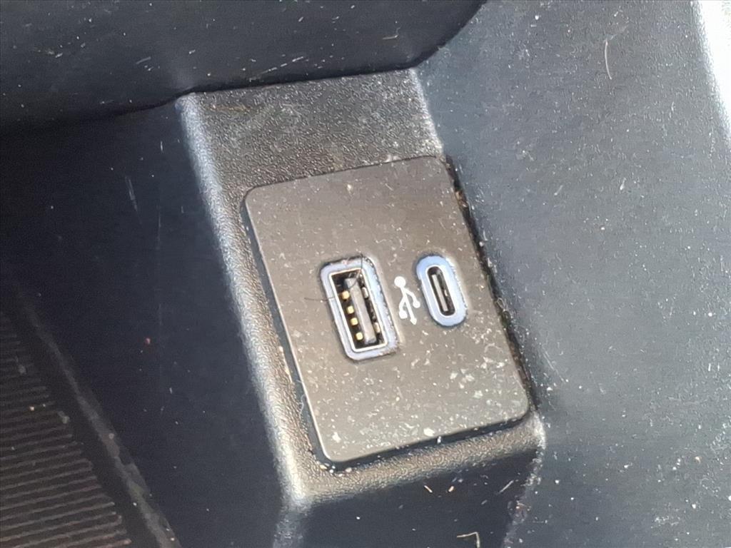 used 2021 Ford Edge car, priced at $16,491