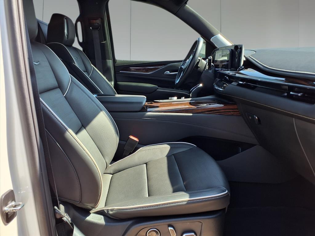 used 2024 Cadillac Escalade ESV car, priced at $82,895