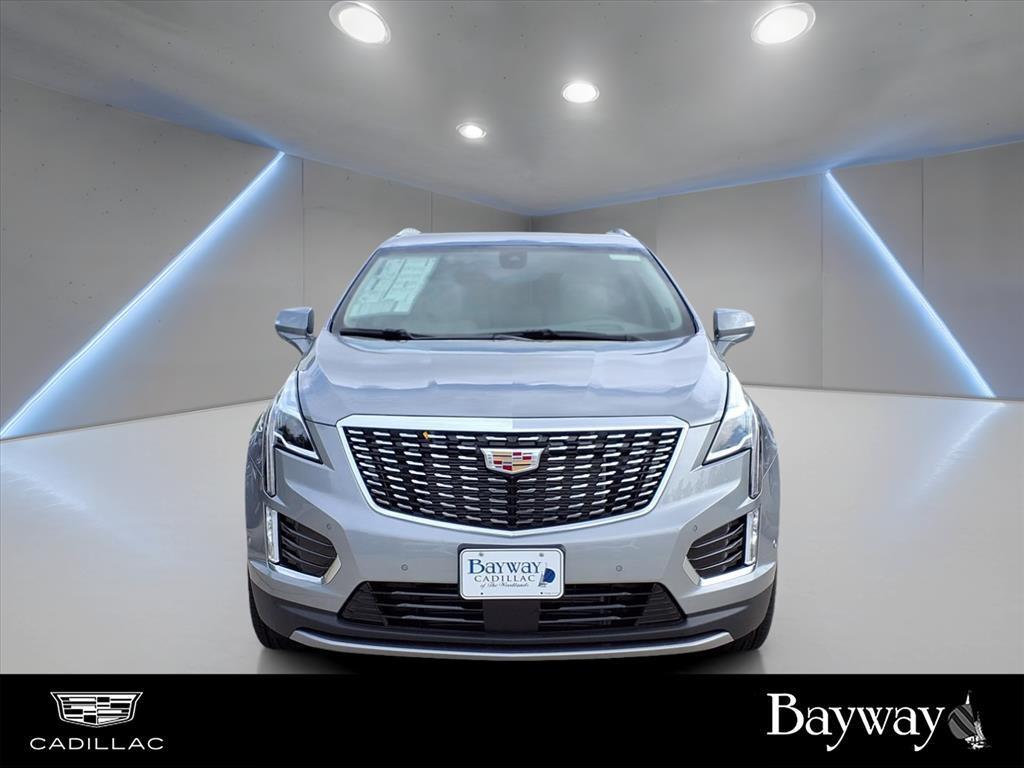 new 2025 Cadillac XT5 car, priced at $56,365