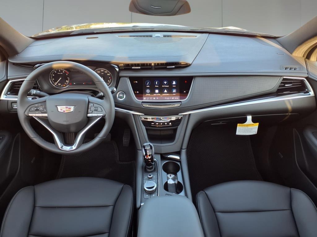 new 2025 Cadillac XT6 car, priced at $49,315