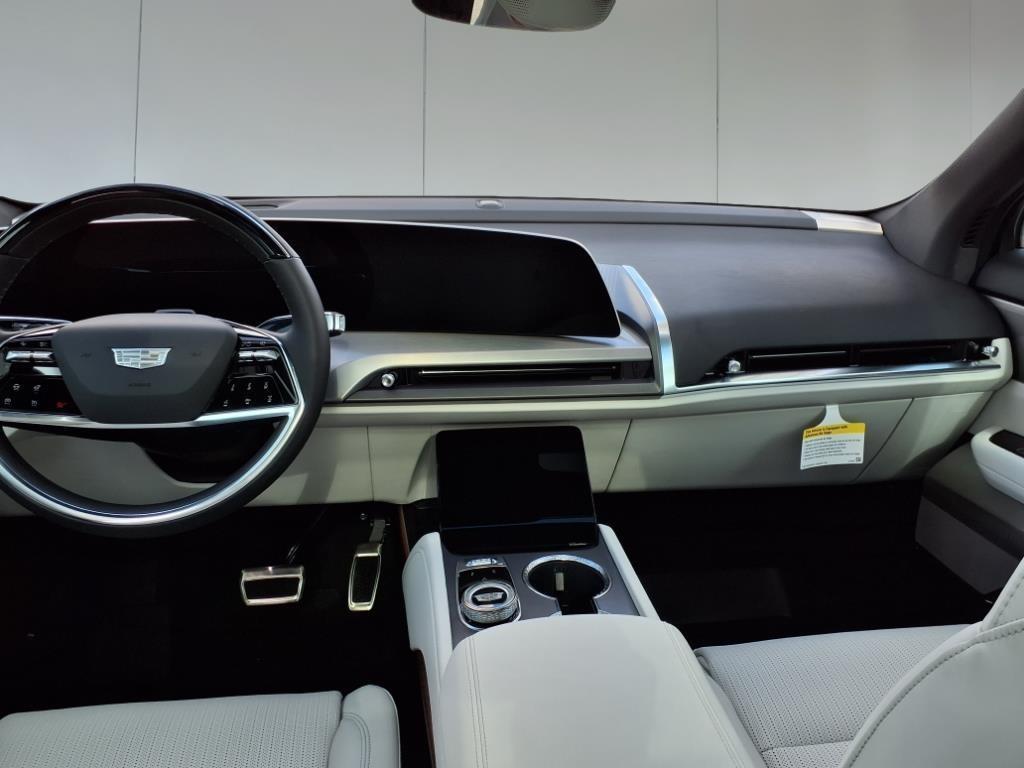 new 2026 Cadillac VISTIQ car, priced at $82,865