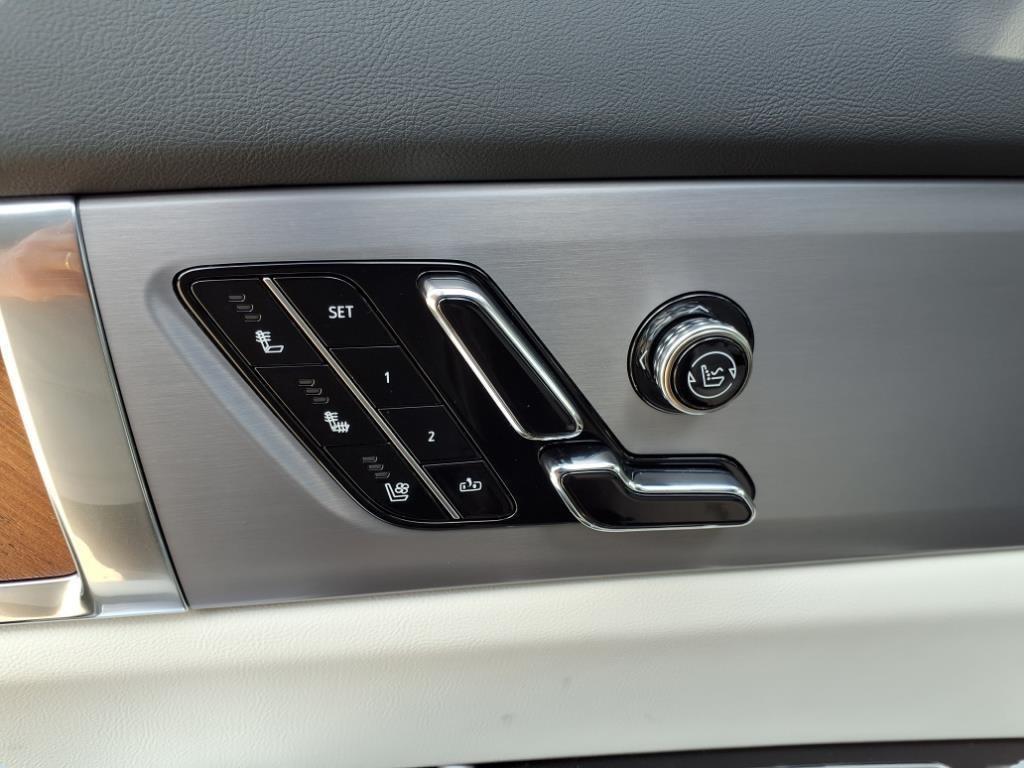 new 2026 Cadillac VISTIQ car, priced at $82,865