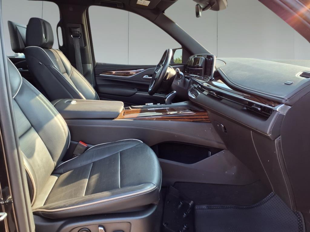 used 2023 Cadillac Escalade car, priced at $58,991
