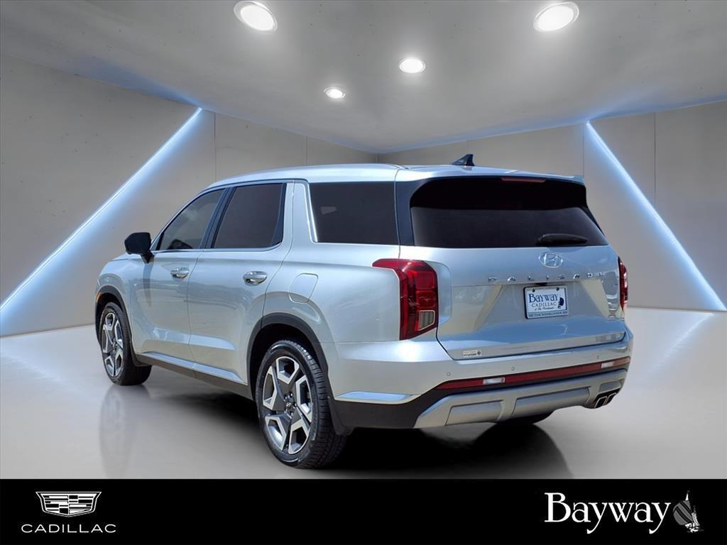 used 2024 Hyundai Palisade car, priced at $38,976