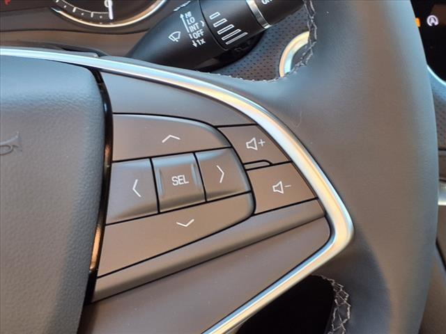 new 2025 Cadillac XT5 car, priced at $41,210