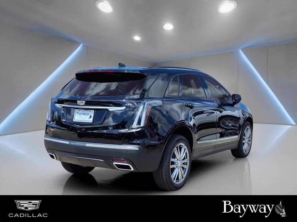 new 2025 Cadillac XT5 car, priced at $62,985