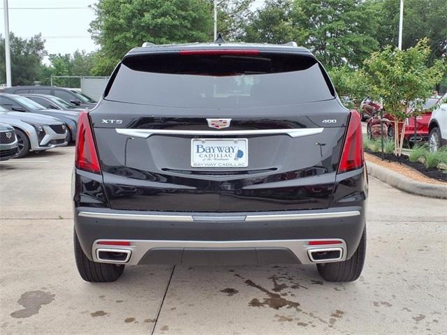 new 2025 Cadillac XT5 car, priced at $49,315