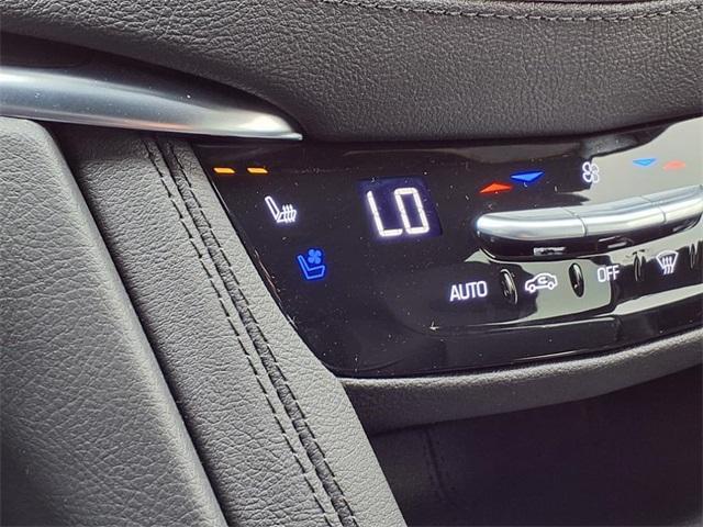 new 2025 Cadillac XT5 car, priced at $49,315