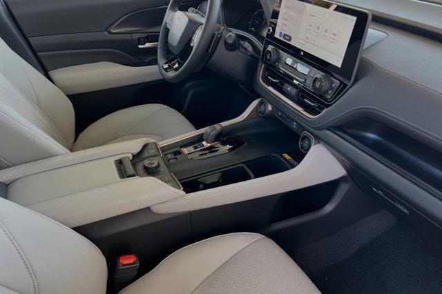 new 2024 Toyota Grand Highlander Hybrid car, priced at $58,093
