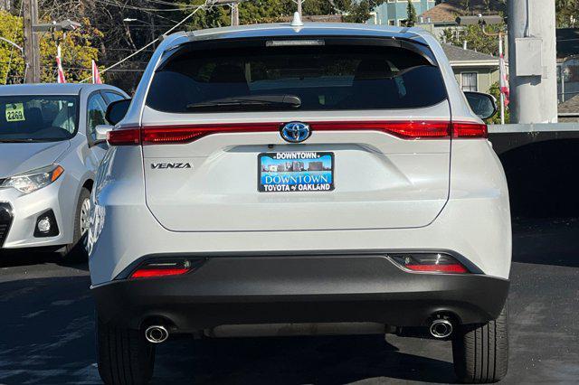 new 2024 Toyota Venza car, priced at $35,000