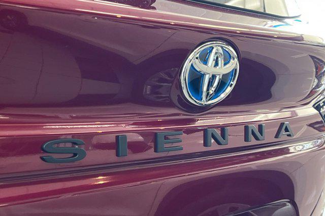 new 2024 Toyota Sienna car, priced at $47,425