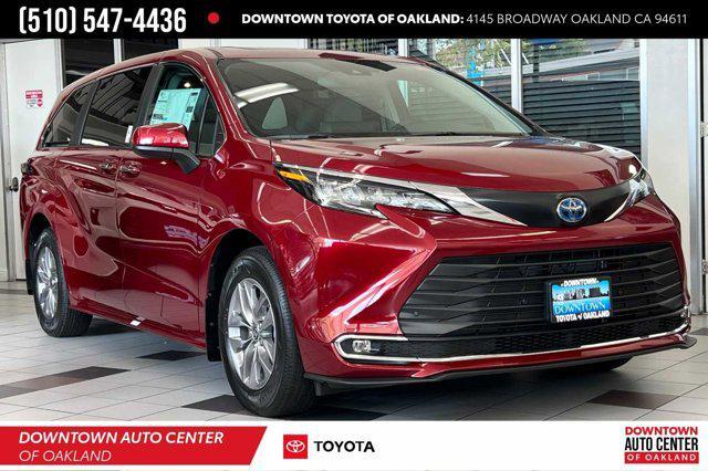 new 2024 Toyota Sienna car, priced at $47,425