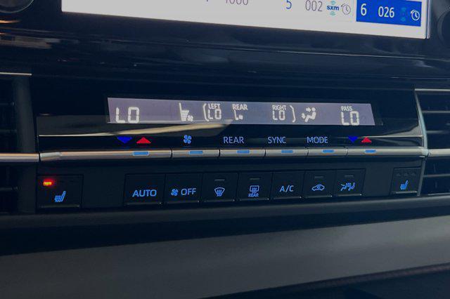 new 2024 Toyota Sienna car, priced at $47,425
