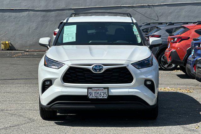 used 2024 Toyota Highlander Hybrid car