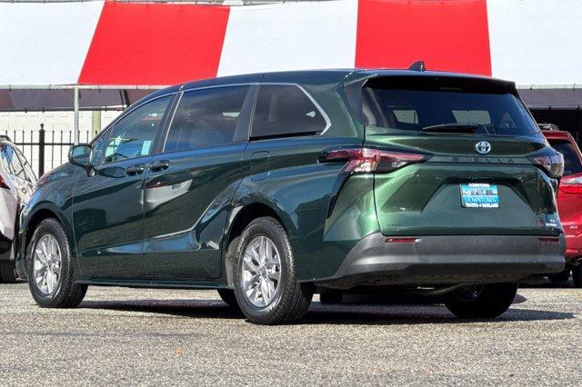used 2024 Toyota Sienna car, priced at $41,999