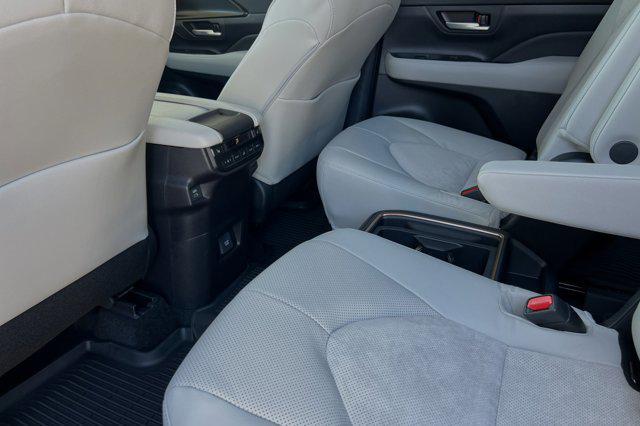 new 2024 Toyota Grand Highlander Hybrid car, priced at $58,573