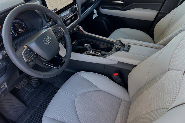 new 2024 Toyota Grand Highlander Hybrid car, priced at $58,573