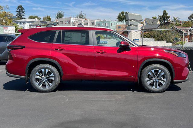 new 2025 Toyota Highlander Hybrid car, priced at $51,480