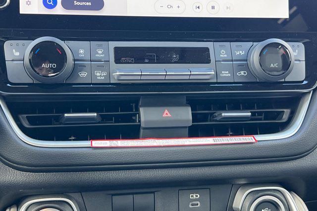 new 2025 Toyota Grand Highlander Hybrid car, priced at $49,562