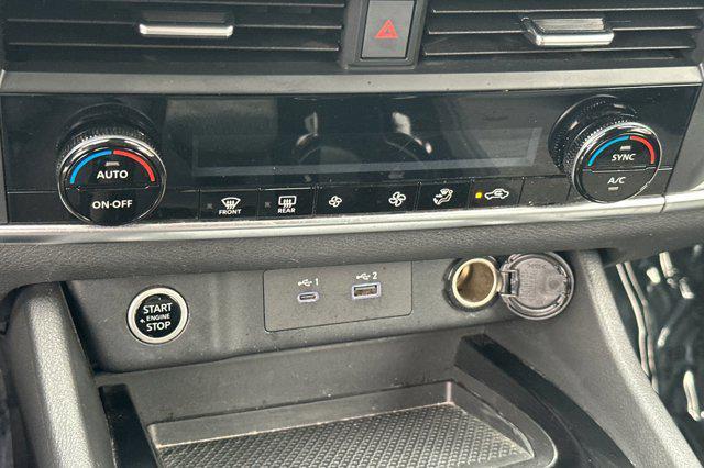 used 2023 Nissan Rogue car, priced at $18,999