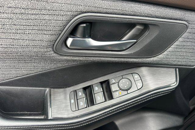 used 2023 Nissan Rogue car, priced at $18,999