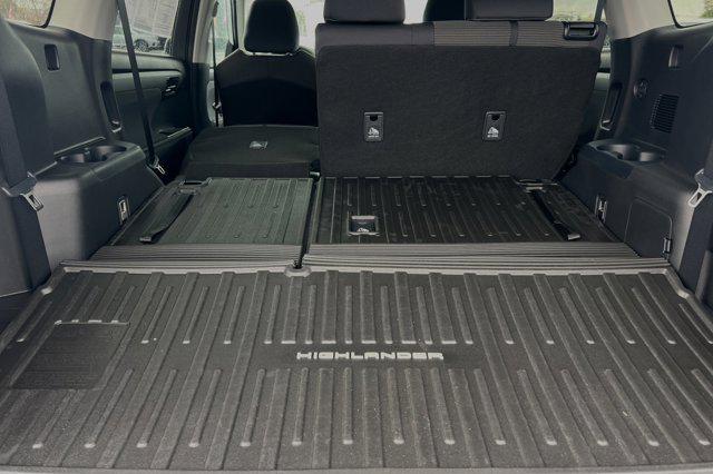 new 2023 Toyota Highlander car, priced at $43,327