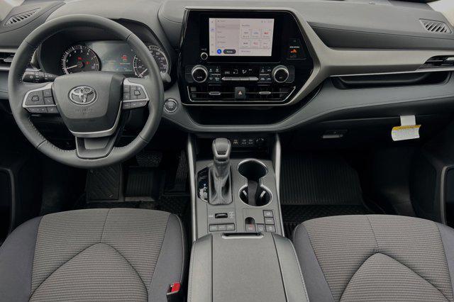 new 2023 Toyota Highlander car, priced at $43,327
