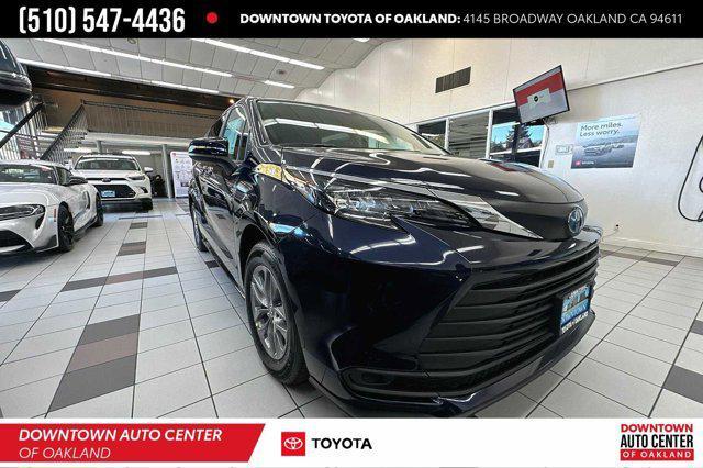new 2024 Toyota Sienna car, priced at $41,825