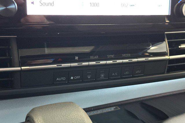 new 2024 Toyota Sienna car, priced at $41,825