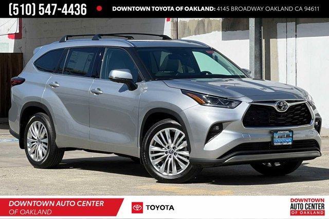 new 2024 Toyota Highlander car, priced at $48,999