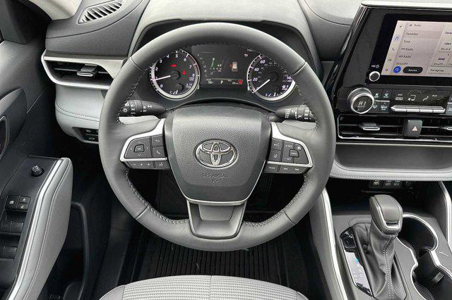 new 2024 Toyota Highlander car, priced at $41,223